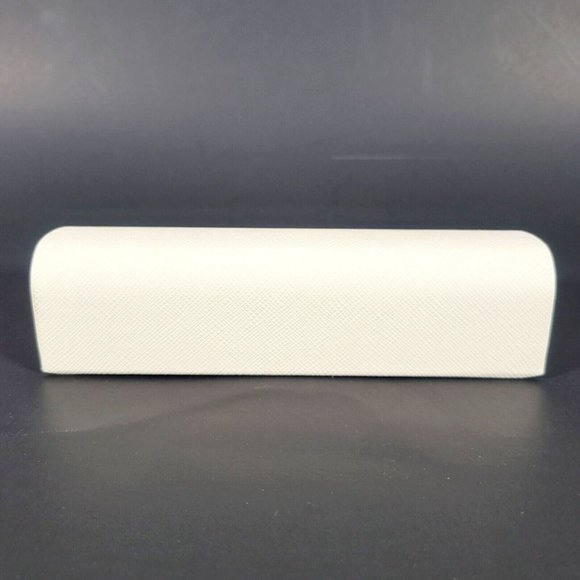 Ann Taylor Off White / Ivory Magnetic Glasses Hard Case | Silver Name Logo - Picture 2 of 12